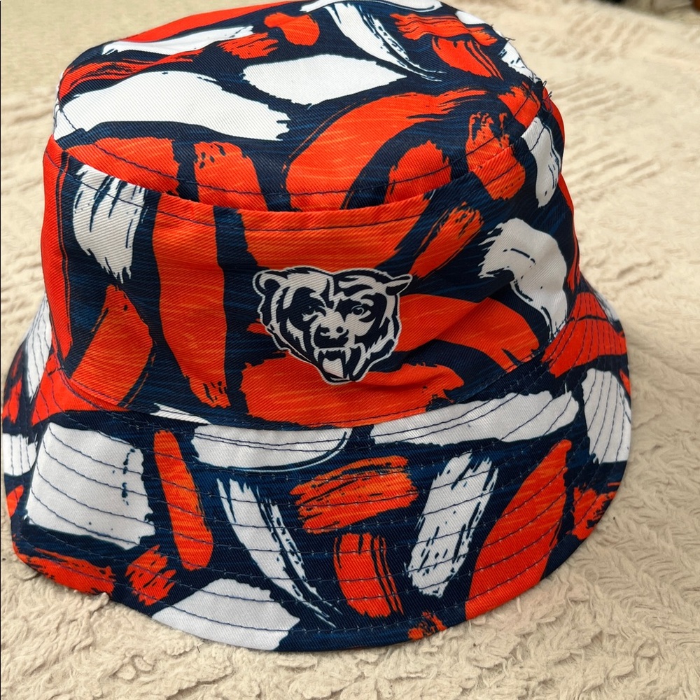 Chicago Bears Reversible Training Camp Bucket Hat, New condition